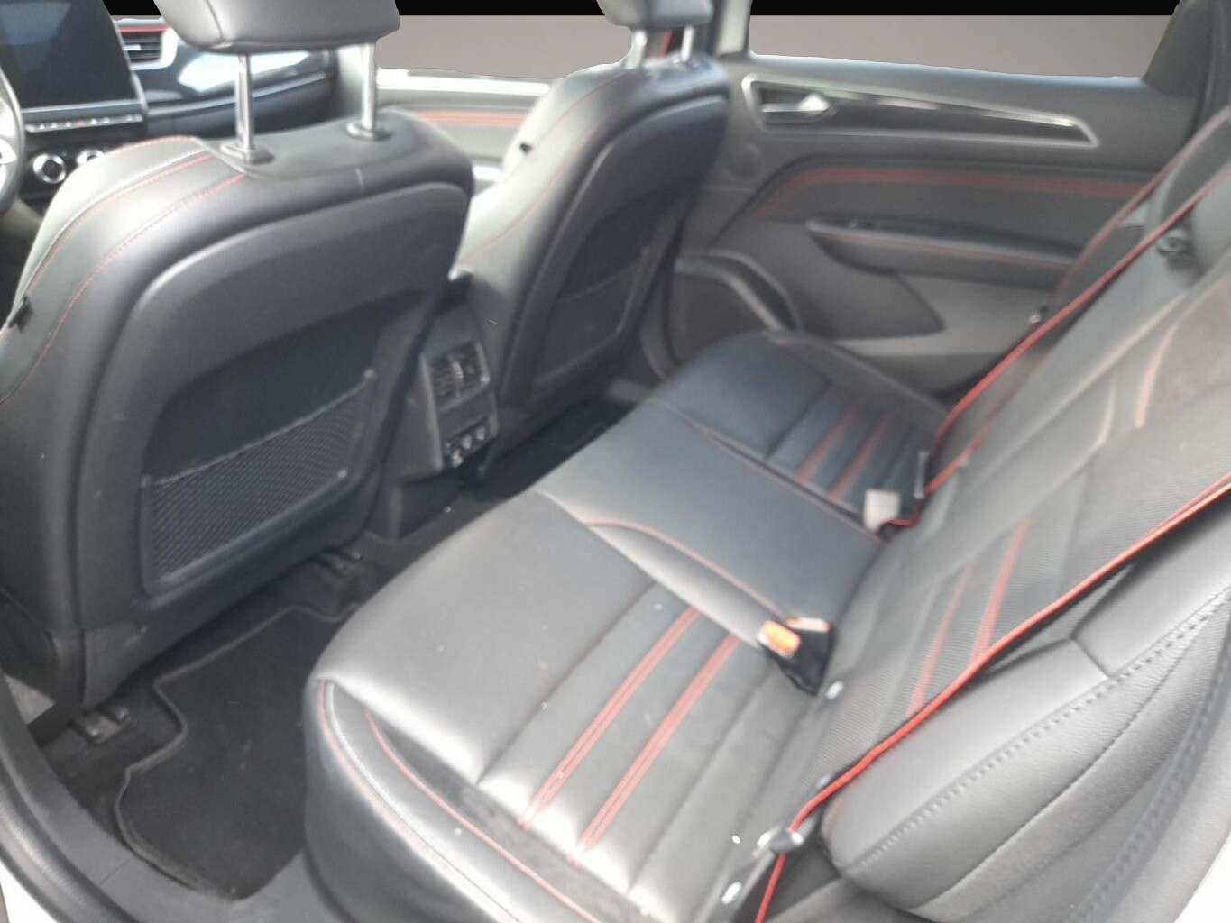 Bild 6 Renault Arkana 1.3 TCe 160 MHEV EDC R.S. Line SchiebeD