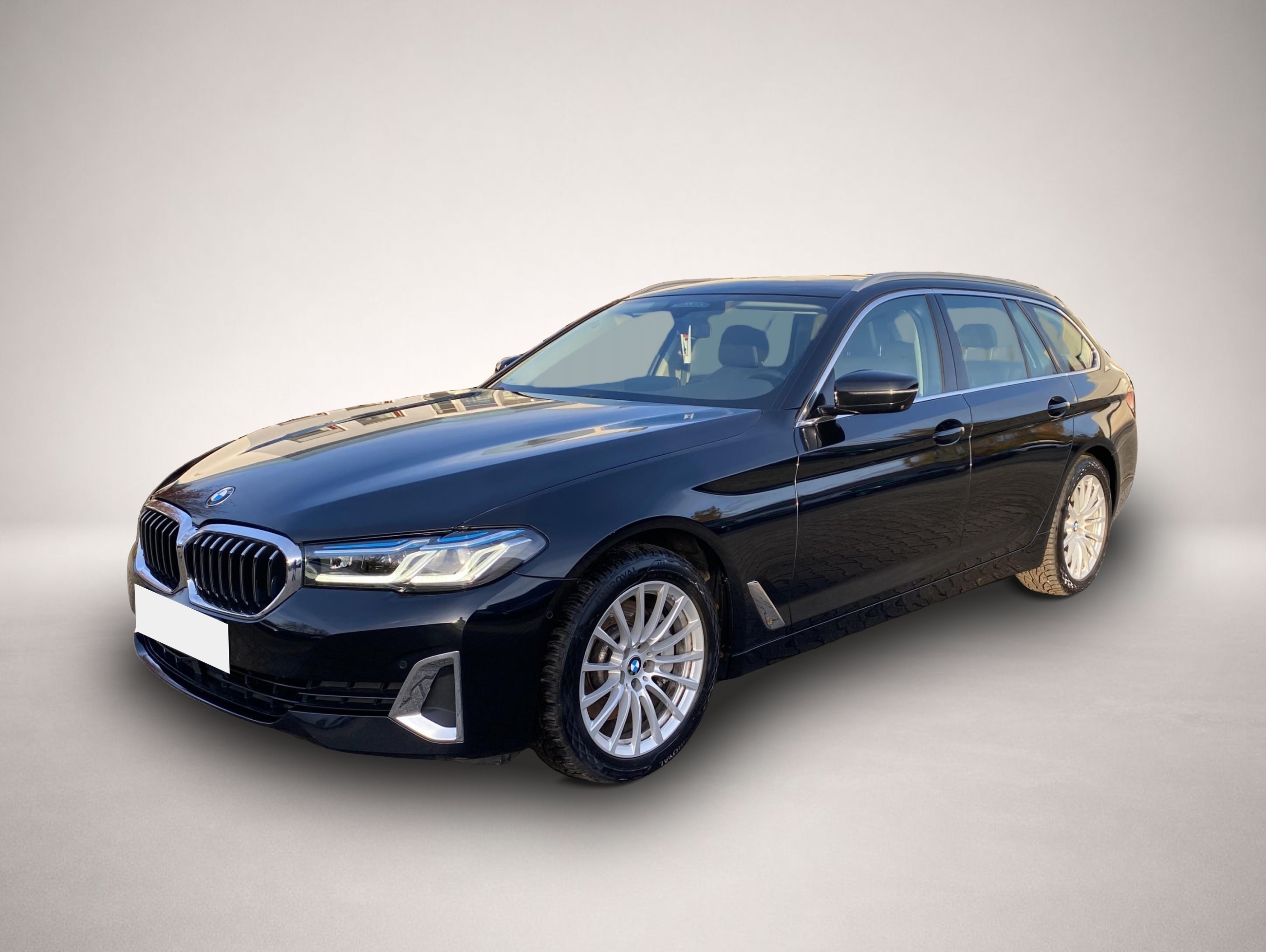 Fotografie BMW 530 i xDrive Luxury Line*KeyGo*AHK*