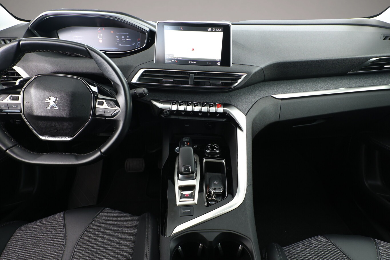 Bild 8 Peugeot 3008 1.2 PureTech 130 Aut. Allure Pano LED Nav