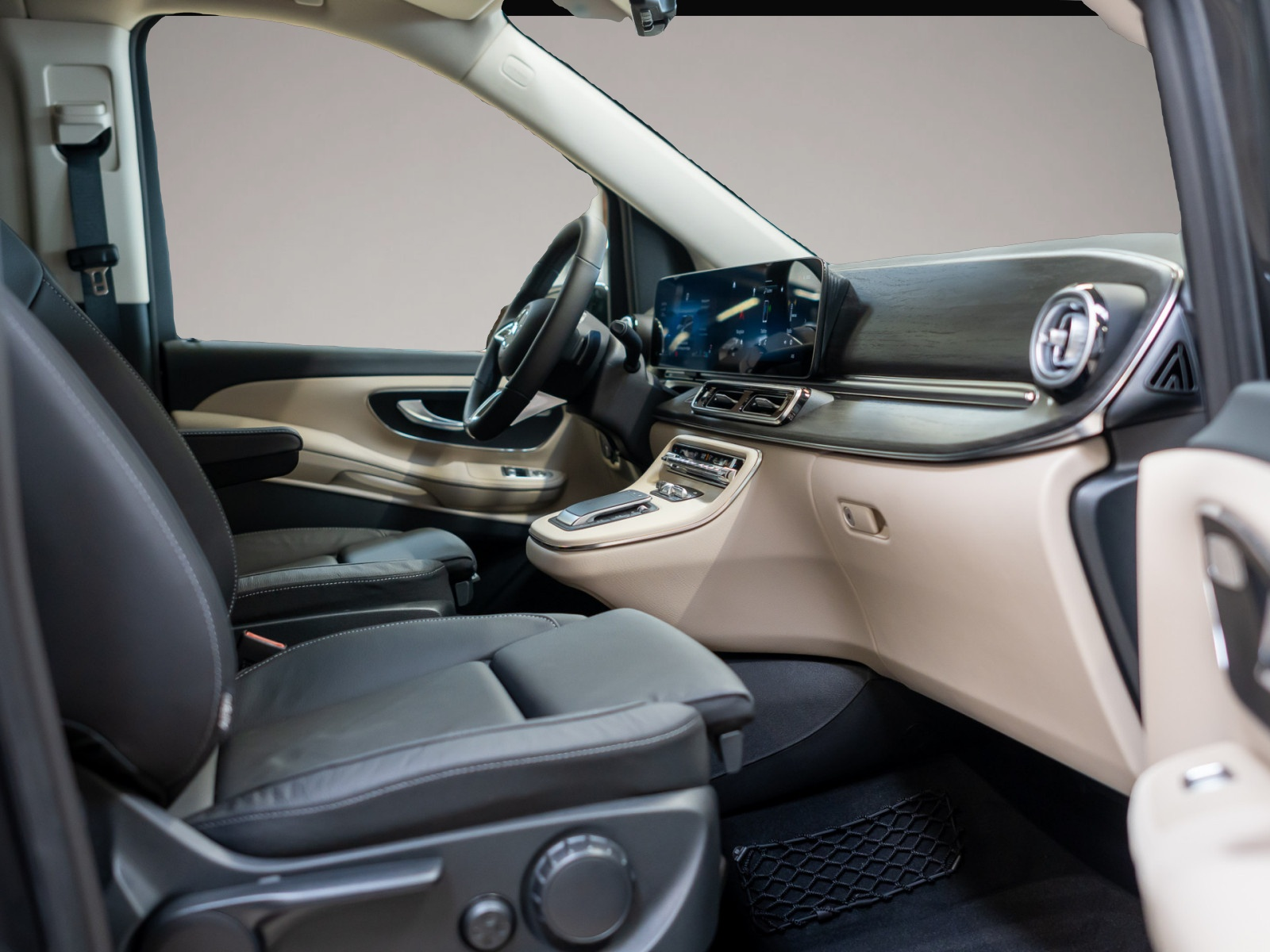 Bild 2 Mercedes-Benz V 300
