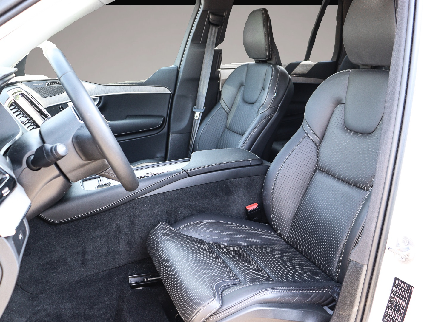Bild 6 Volvo XC90 Plus Bright AWD 7-Sitzer AD StandHZG AHK Di