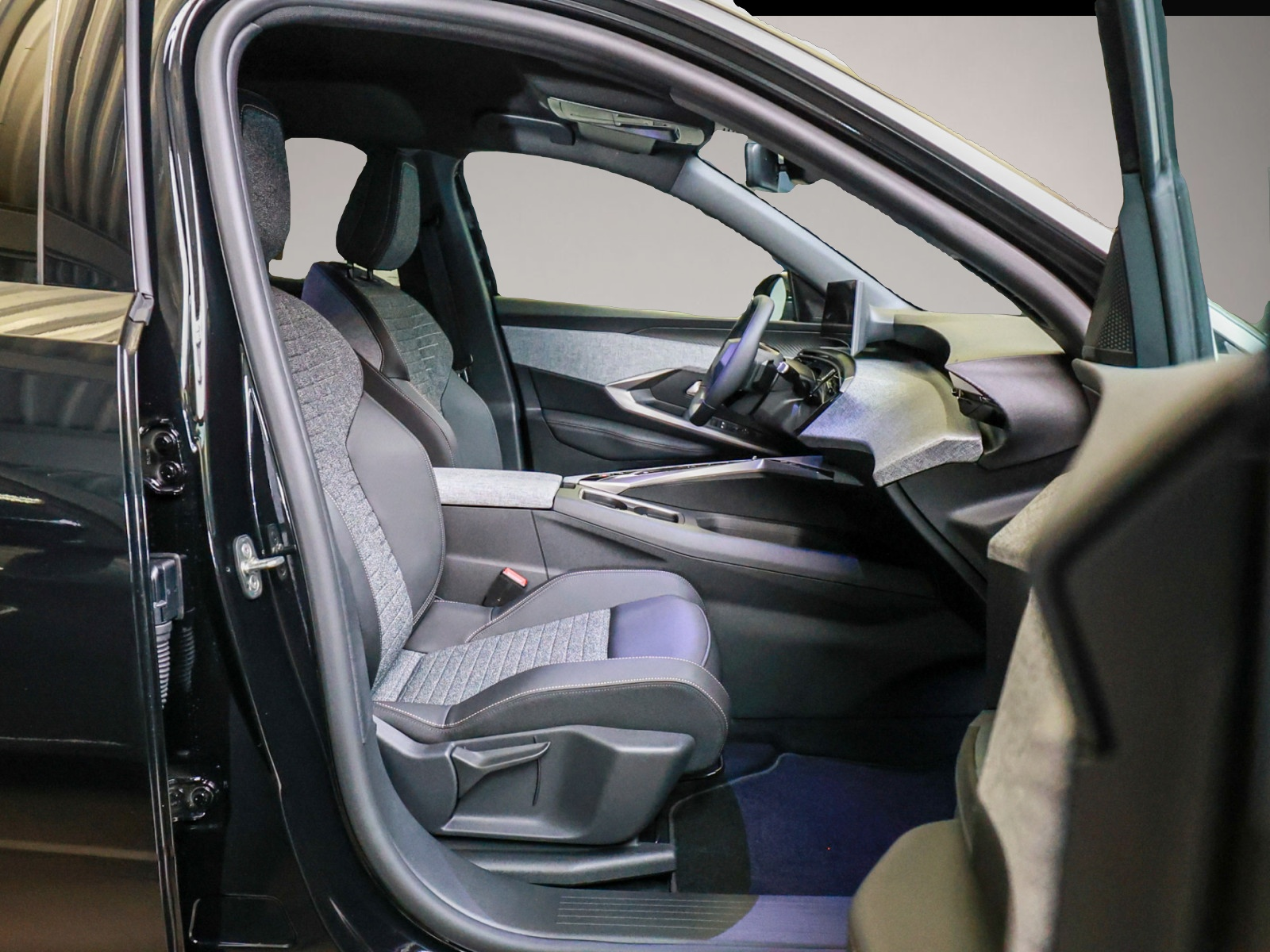 Bild 2 Peugeot 5008