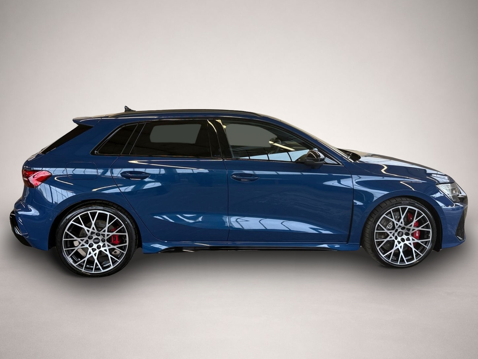 Fotografie 6 des Audi RS3 RS 3 Sportback qu.S-tronic Schwarzpaket+