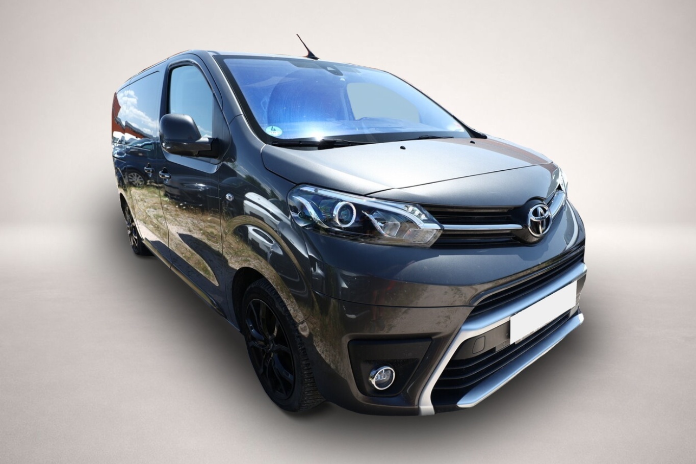 Fotografie 2 des Toyota Proace (Verso) Proace Verso 2.0 D-4D L1 Executive 7S Nav Pano