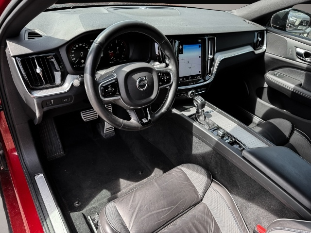 Fotografie 4 des Volvo V60 Kombi R Design Navi Digitales Cockpit Sounds