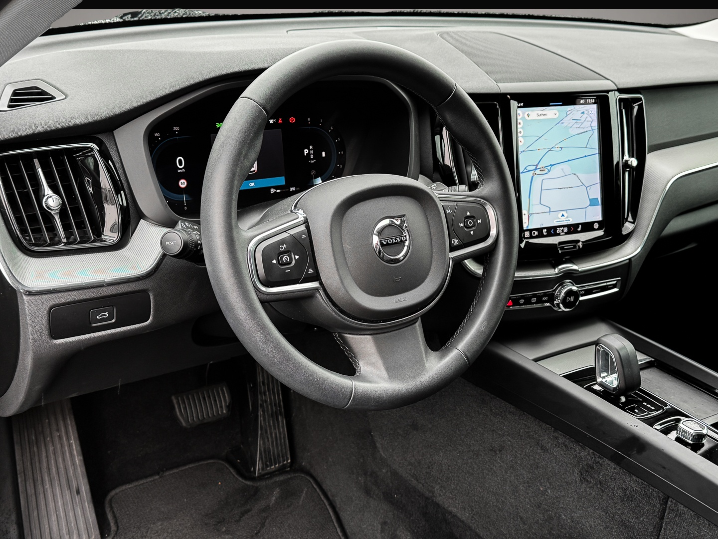 Bild 5 Volvo XC60 Core 2WD AHK Digitales Cockpit Soundsystem