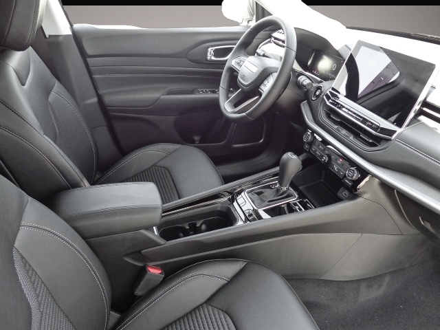 Bild 3 Jeep Compass Limited Mild-Hybrid Premium Park-Komfort
