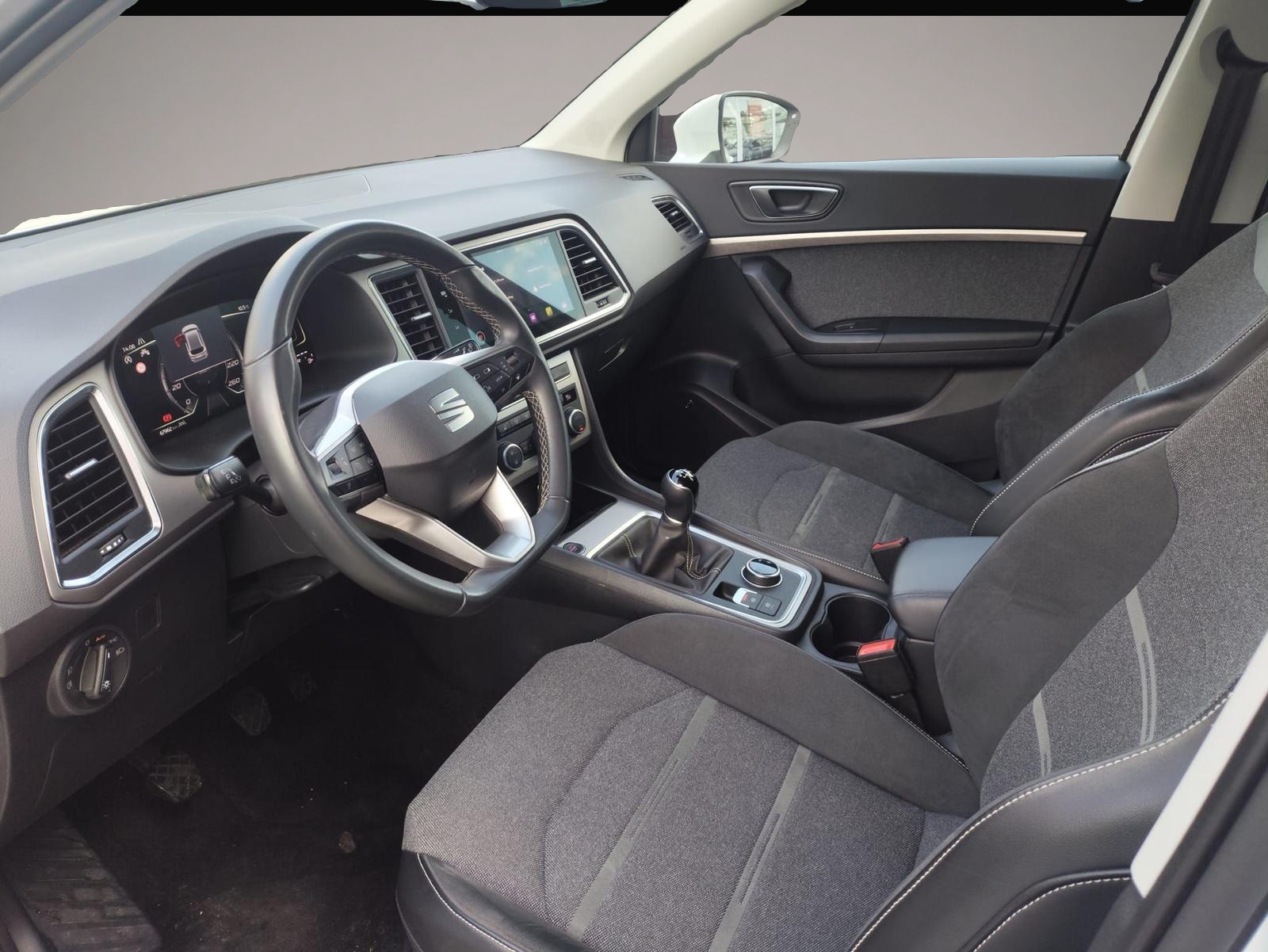 Fotografie 5 des Seat Ateca 1.5TSI Xperience Navi ACC Kamera LHZ LED