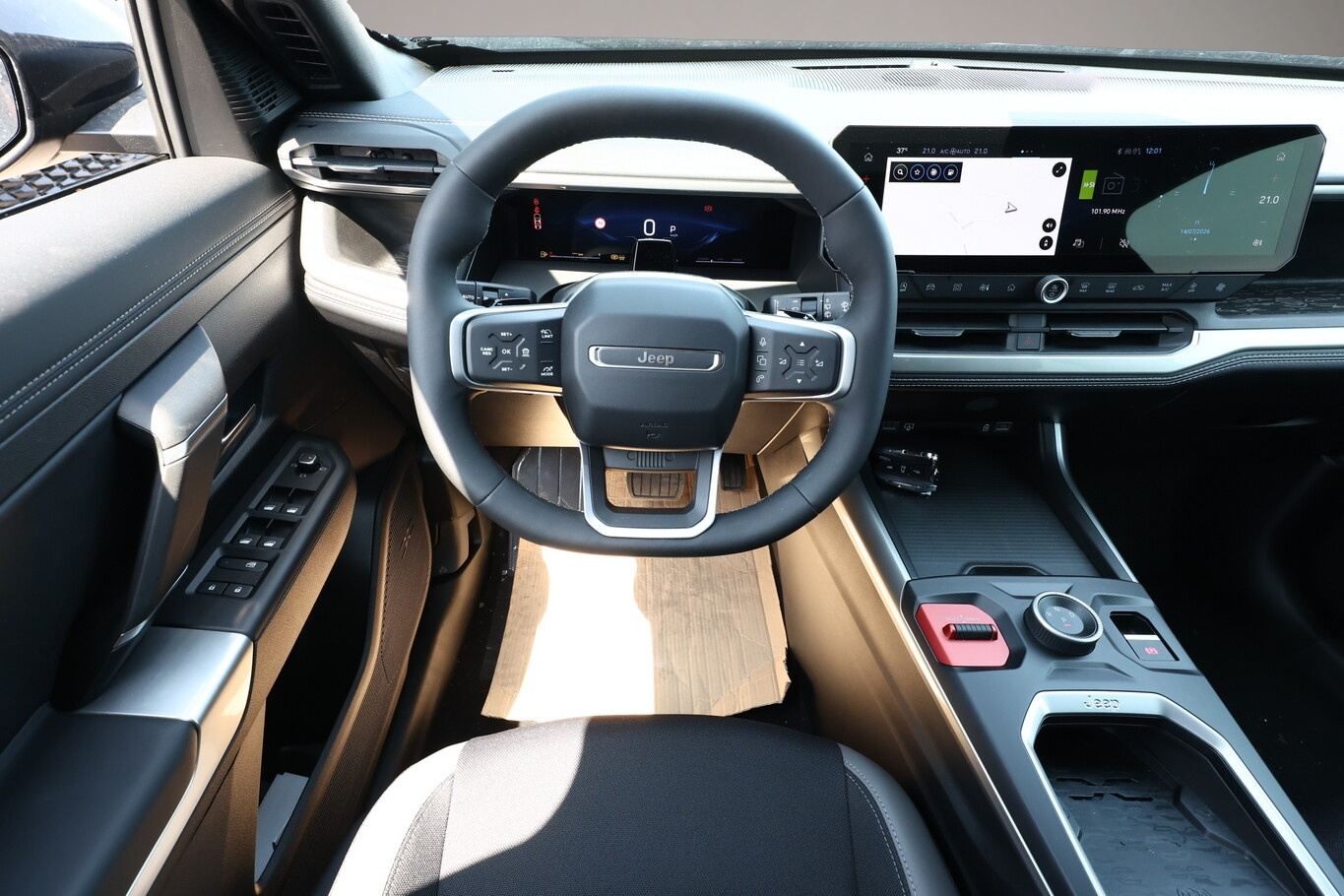 Bild 6 Jeep Compass neuMod Hybrid First Edit Pano Nav Matrix