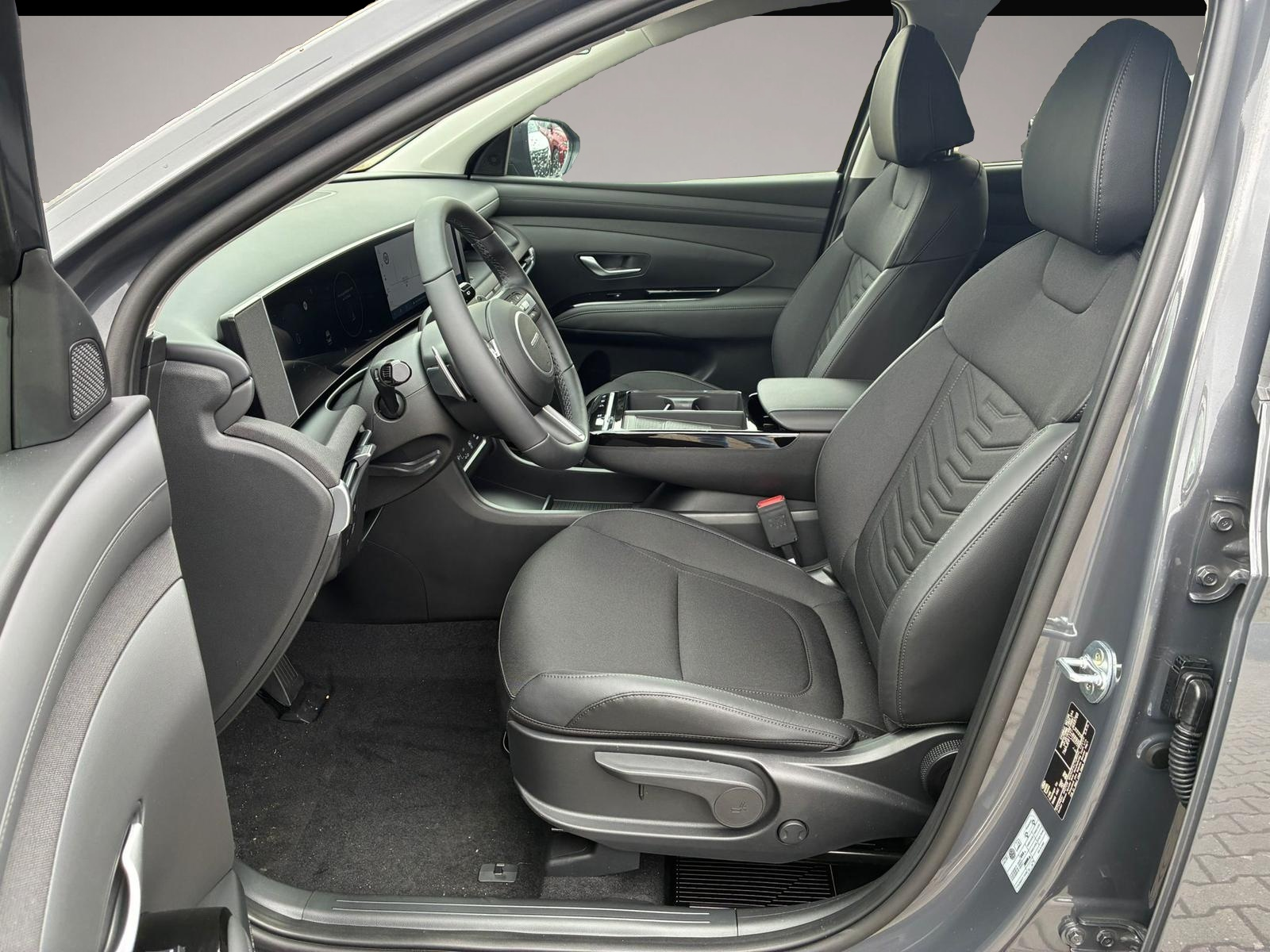 Fotografie 5 des Hyundai TUCSON MY26 1.6 HEV AT 2WD Prime / Head-Up / ACC