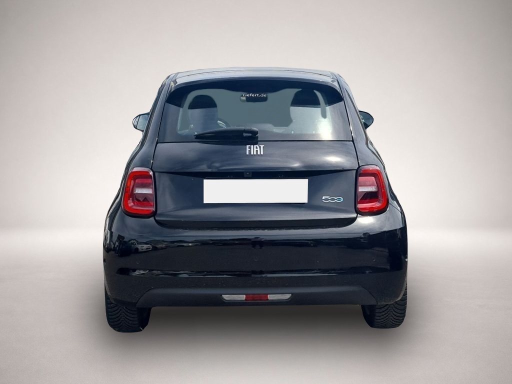 Bild 4 Fiat 500e 42kWh // Komfortpaket