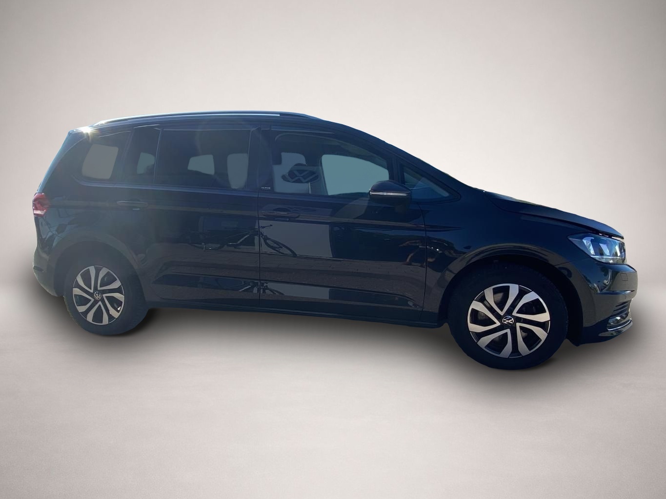 Fotografie 6 des Volkswagen Touran 1.5 TSI ACTIVE APP-CONNECT+AHK+NAVI+DAB+S
