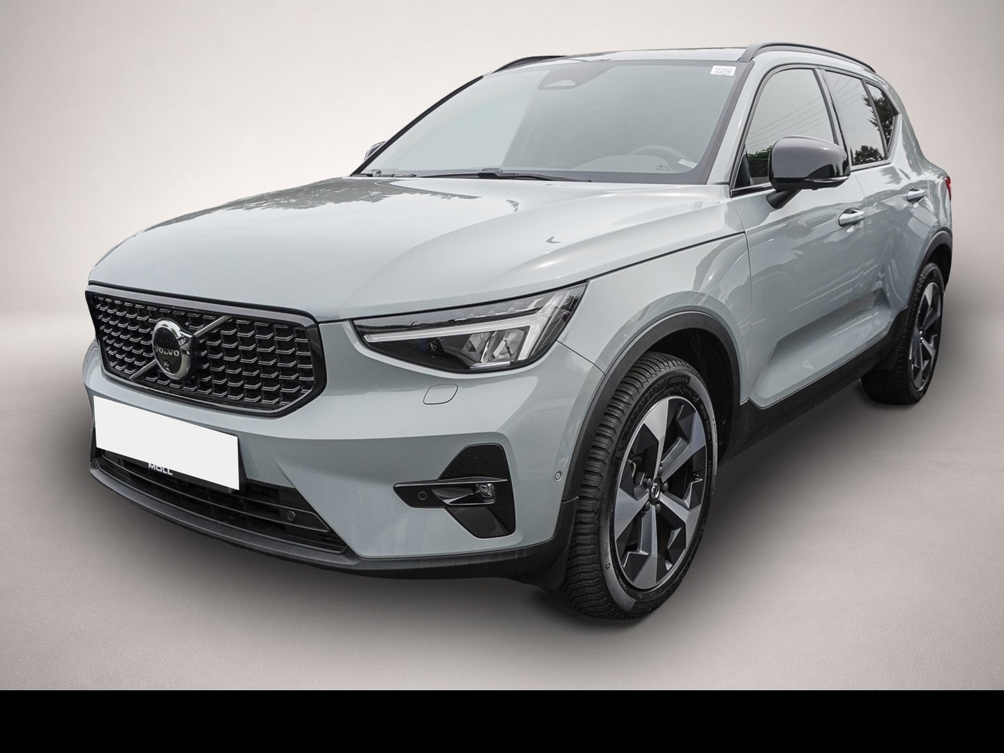 Bild 1 Volvo XC40 B3 2WD Plus Dark Harman Kardon Pano 360Grad