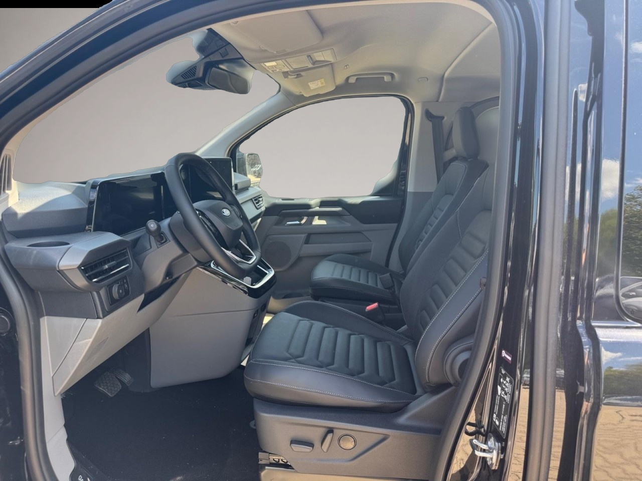 Bild 5 Ford Tourneo Custom Titanium X 170PS Automatic L2 AHK