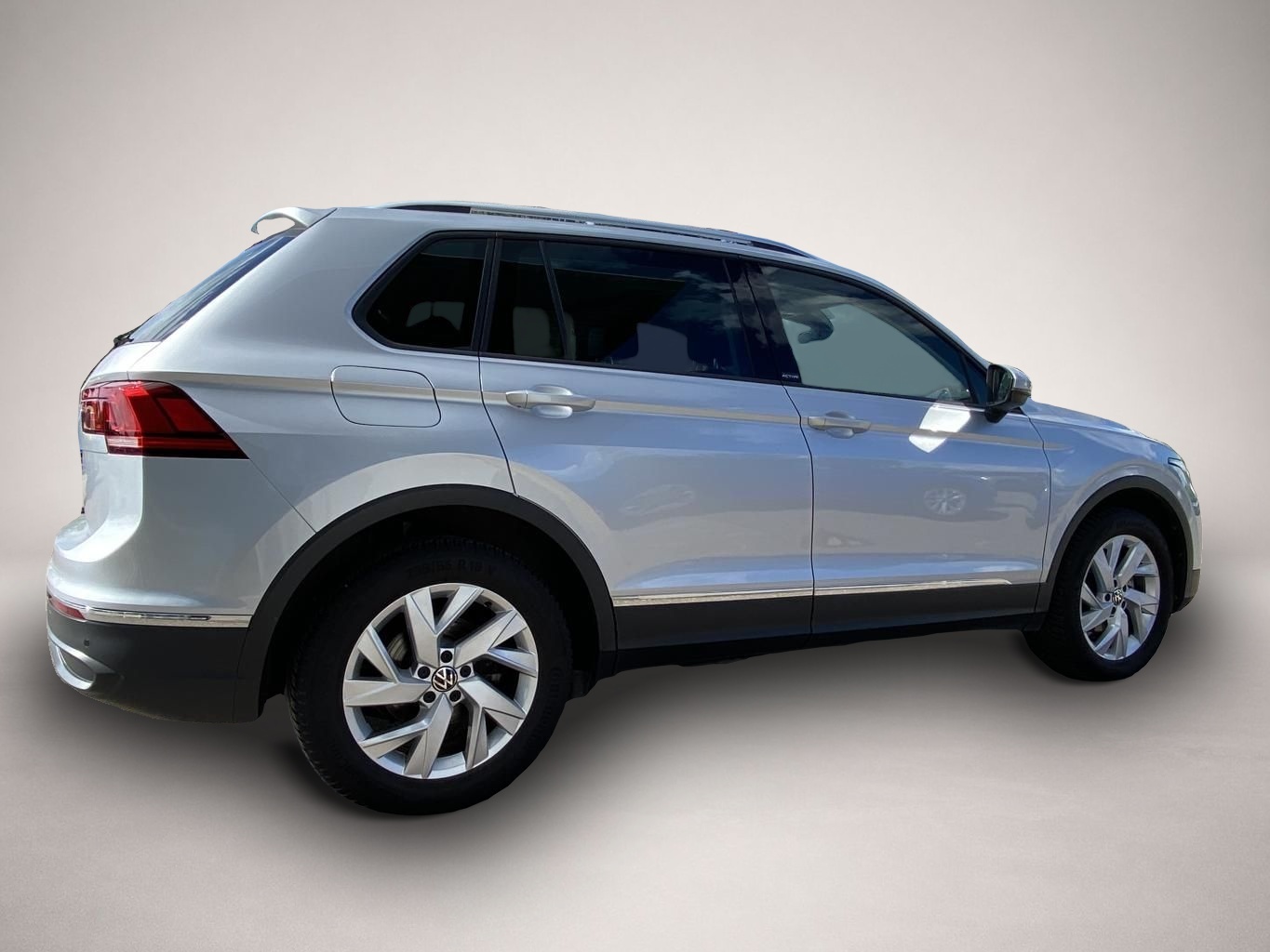 Bild 5 Volkswagen Tiguan 1.5 TSI GARANTIE+APP-CONNECT+NAVI+LED+DAB