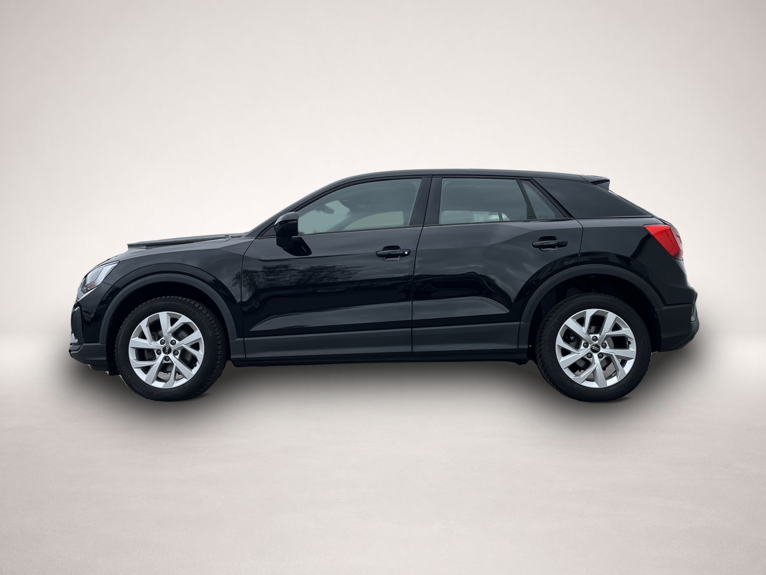 Vehicle image 0
