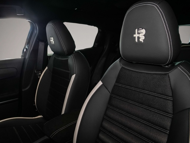 Bild 5 Alfa Romeo Junior Elettrica BEV SPORT SPECIALE Technologie-