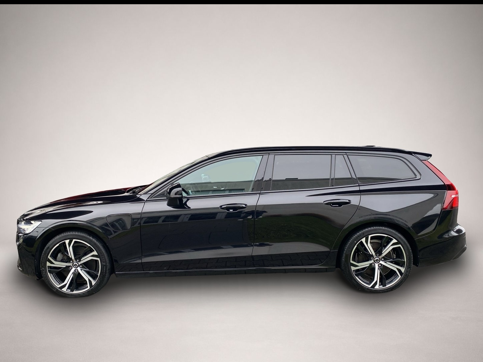 Bild 2 Volvo V60 T8 Twin Engine Plus Dark AHK*WiPa*AHK *4xSHZ