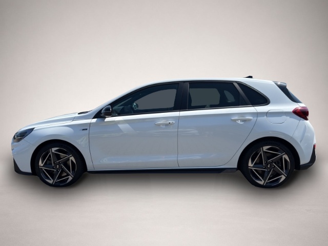 Fotografie 2 des Hyundai i30 N Line Mild-Hybrid +PANO+NAVI+LED+CAM+SHZ+
