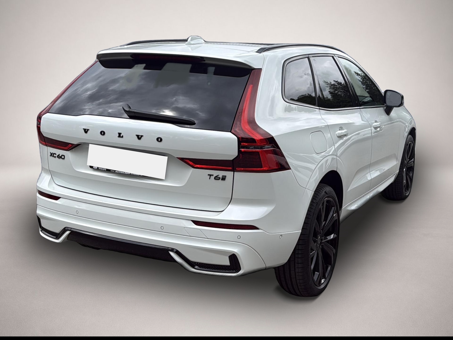 Bild 3 Volvo XC60 T6 Recharge Plus Black Edition Plug-In-Hybr