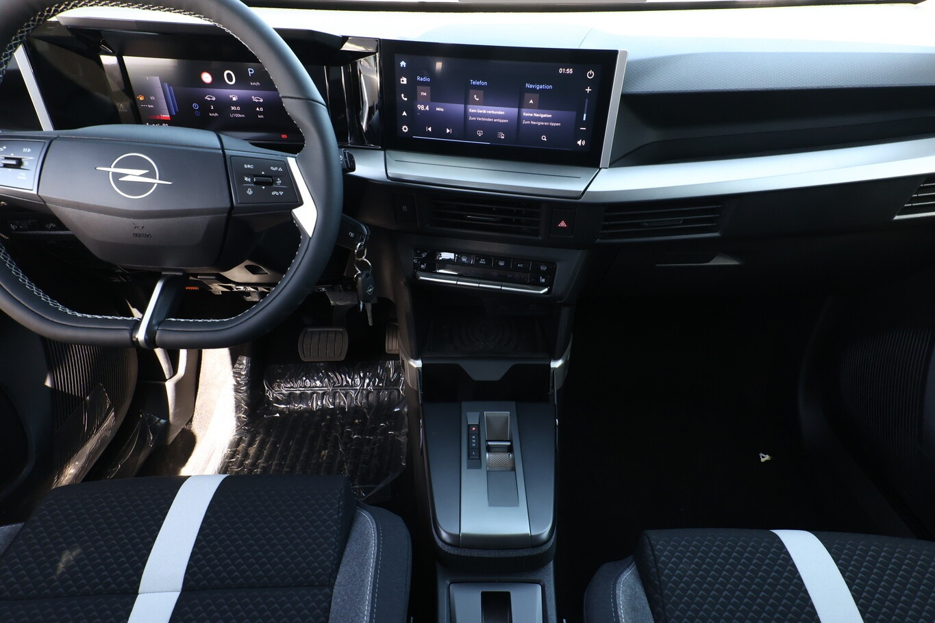 Bild 7 Opel Frontera Hybrid GS Nav SHZ Kam Totw NSW