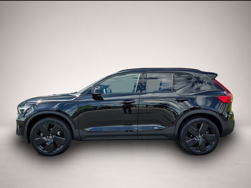 Fotografie 4 des Volvo XC40 B3 B DKG Plus Black Edition