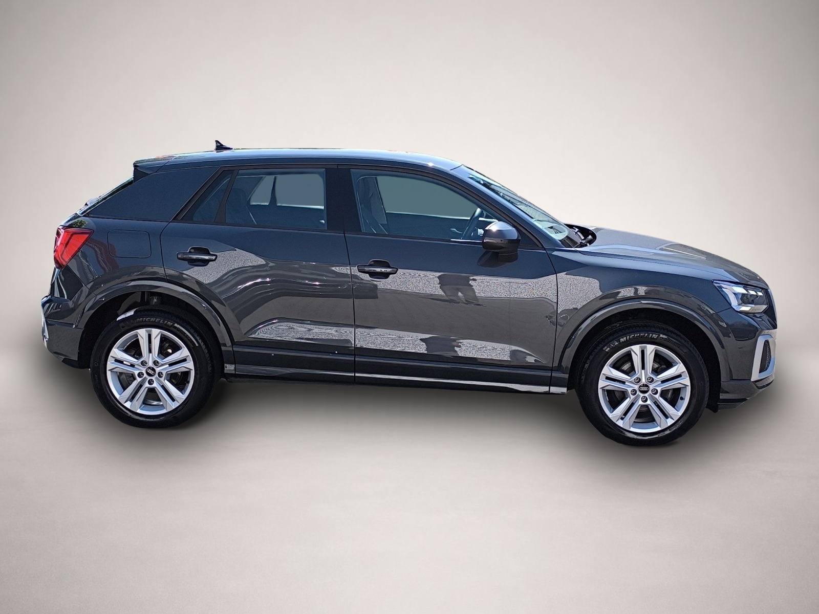 Bild 8 Audi Q2 35 TFSI advanced MATRIX-LED RFK PDC