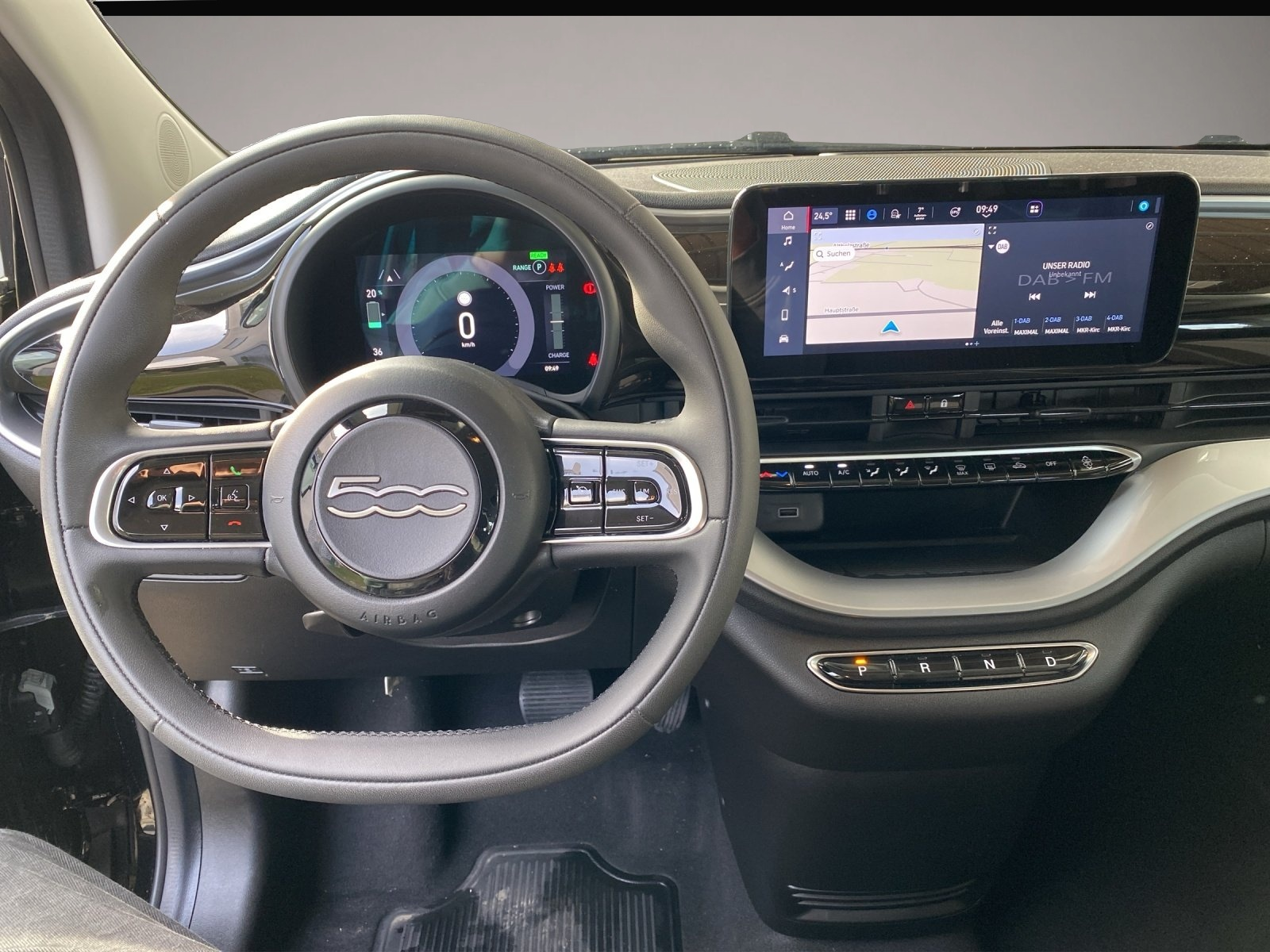 Bild 7 Fiat 500 e Icon Navi+KeyLess+KlimaA+LM+AUT+SpurH