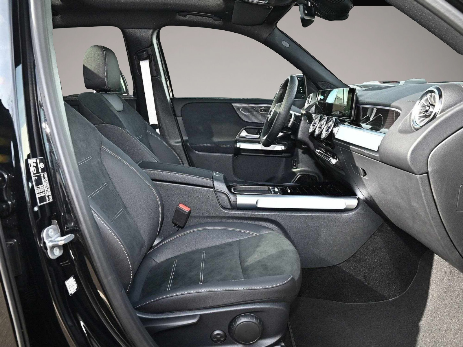 Bild 2 Mercedes-Benz GLB 200