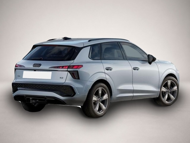 Bild 3 Audi Q3 NEU TFSI quattro S line Tech+AHK+Alu19+LEDplus+.