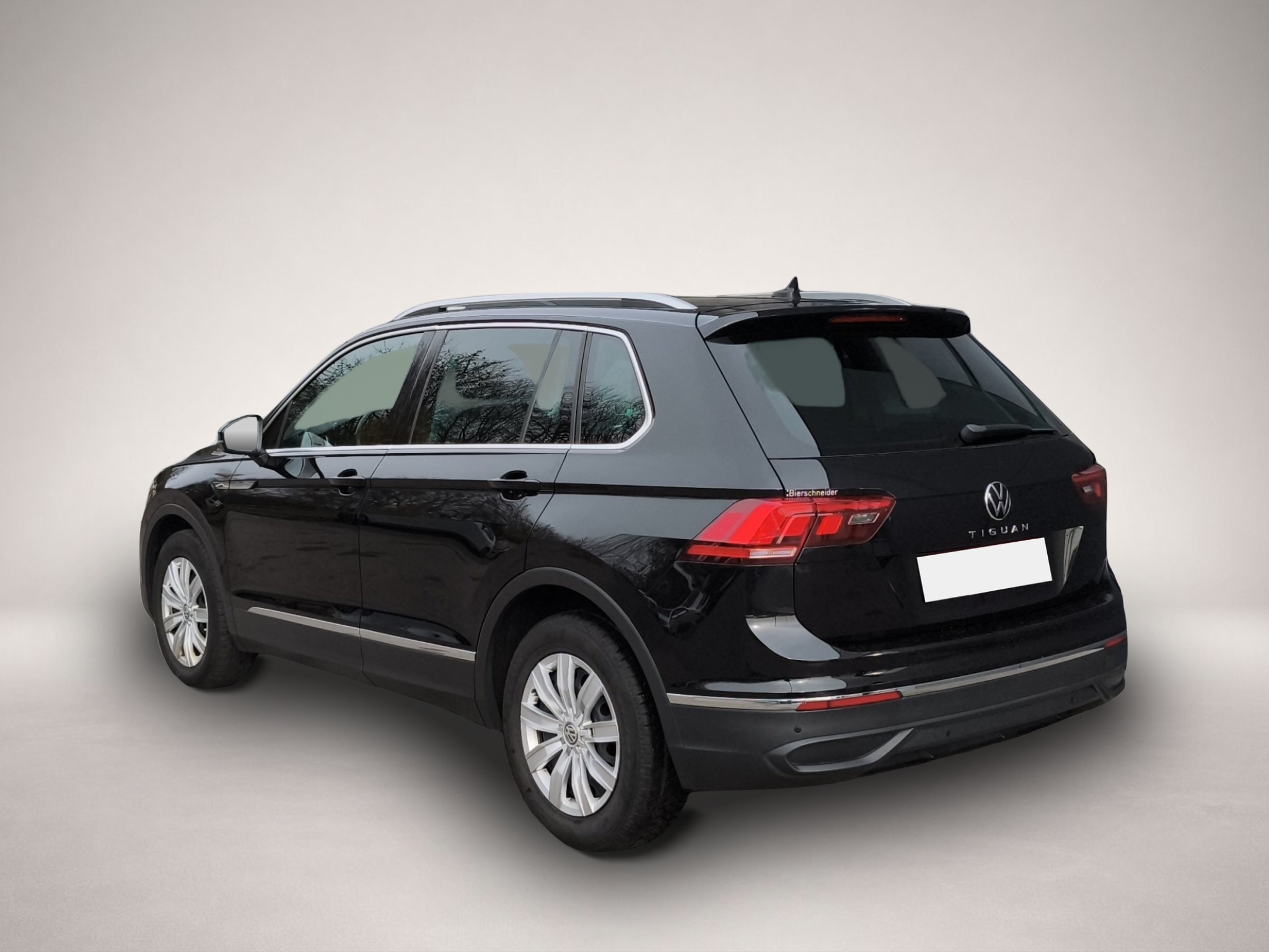 Fotografie 4 des Volkswagen Tiguan 1.5 TSI Life LED NAVI 17 ACC SHZ PDC CLIM