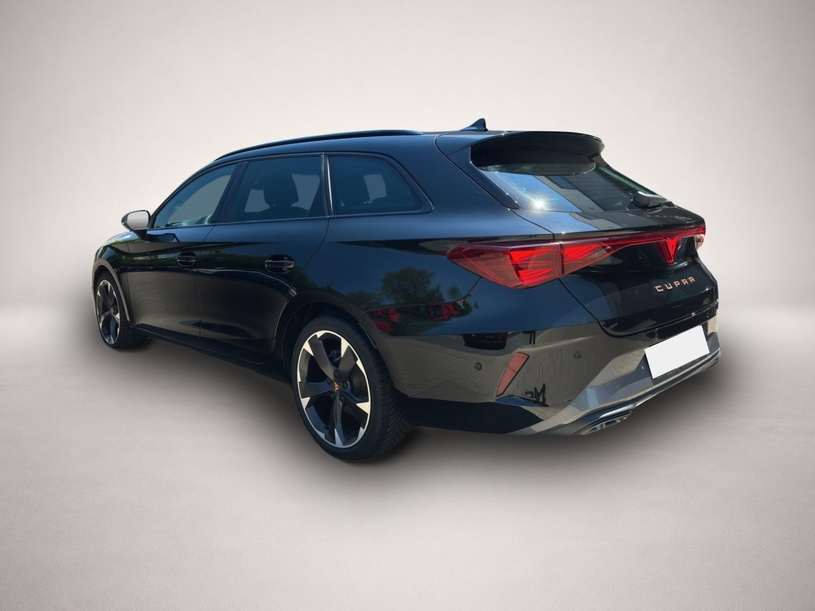 Bild 4 Cupra Leon SP 1.5 eTSI DSG AB237EUR NAVI REAR VIEW SHZ