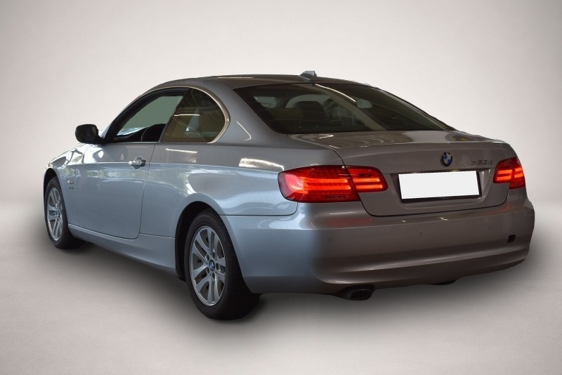 Fotografie 3 des BMW 320 d Coupé xDrive Leder Xenon PDC 1. Hand