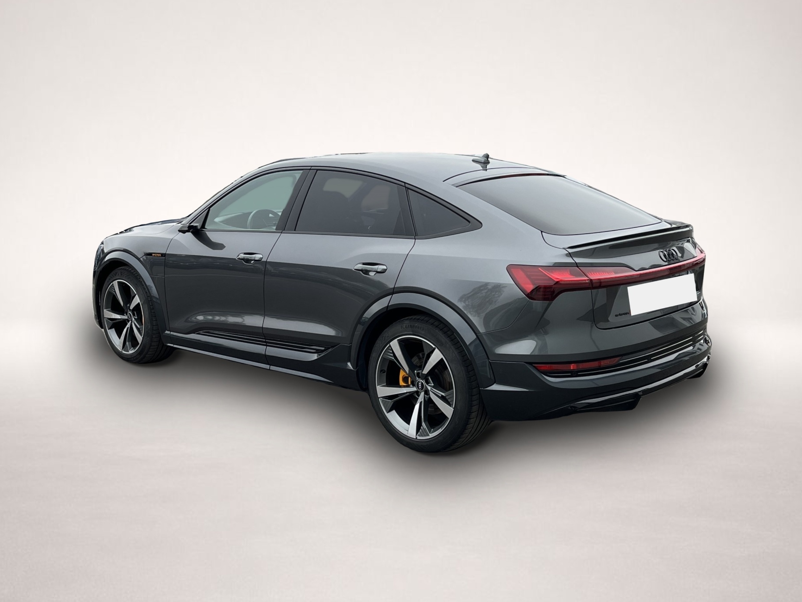 Fotografie 6 des Audi e-tron S Sportback 21 Zoll Bremse orange Optikp.