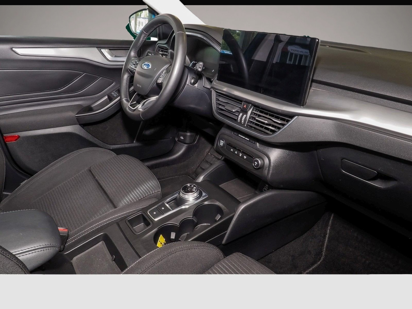 Bild 6 Ford Focus Turnier 1.5 EcoBlue Aut. Titanium-Audio Na
