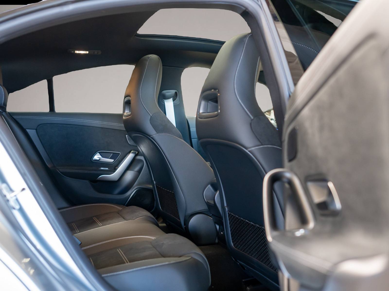 Bild 4 Mercedes-Benz CLA 180