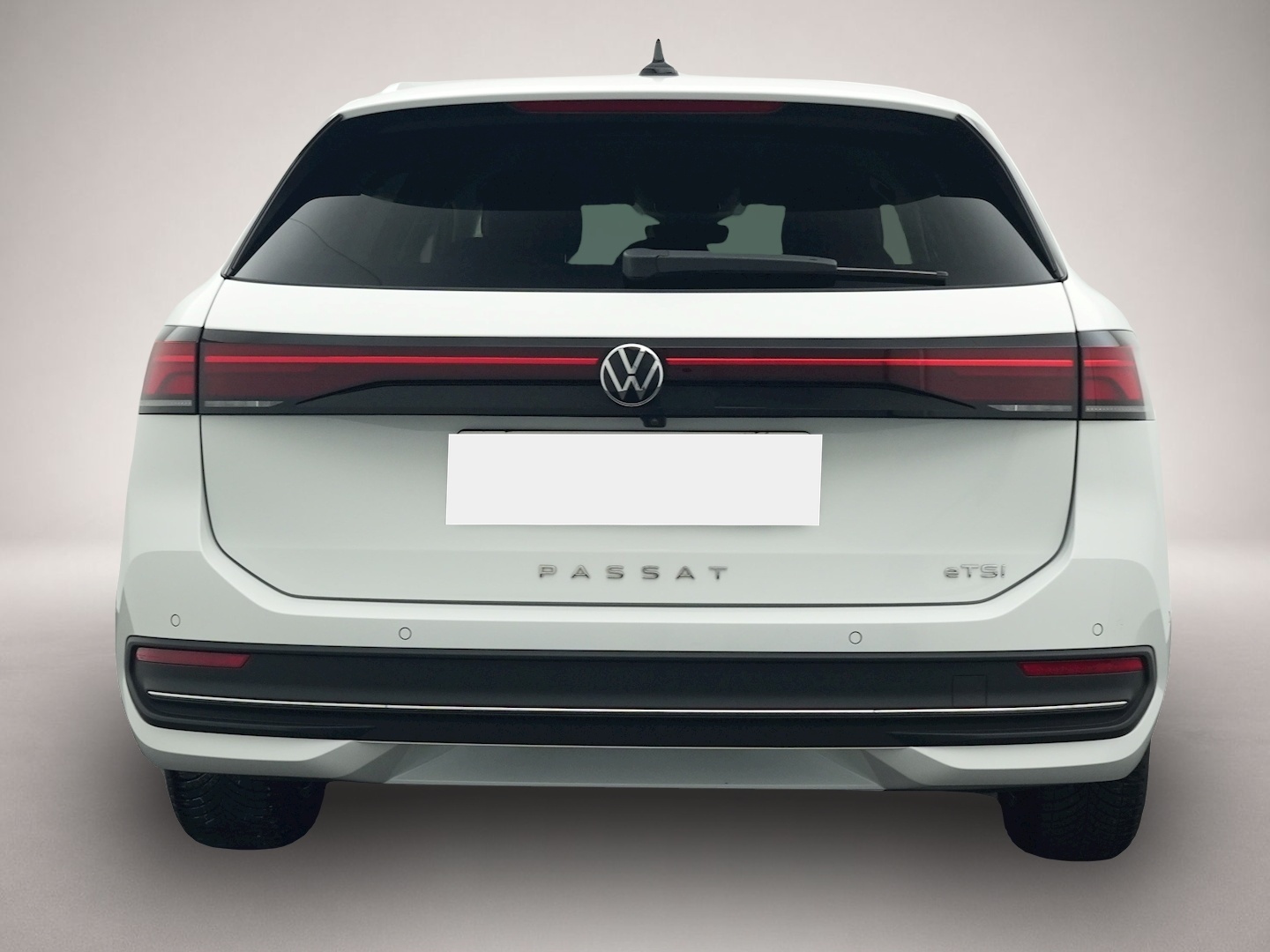 Bild 4 Volkswagen Passat 1.5 eTSI DSG Business NAVI AHK ACC RFK LE