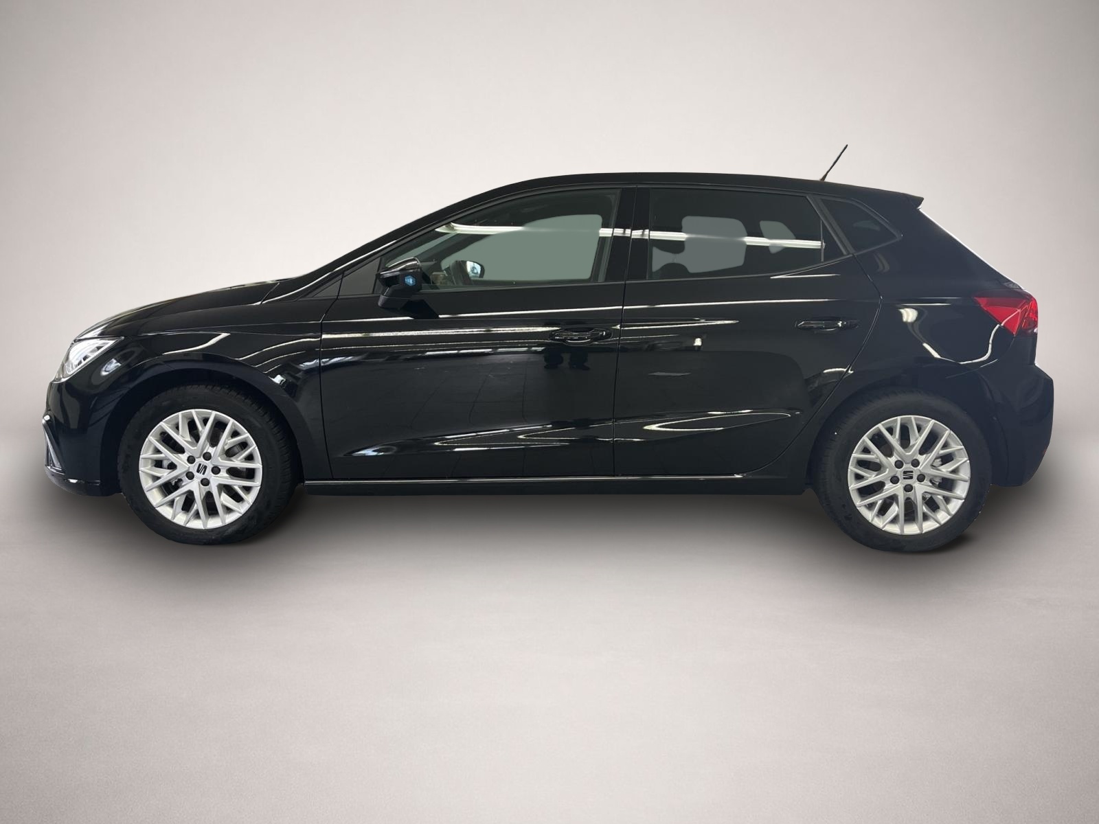 Bild 3 Seat Ibiza 1.0 TSI FR NAVI REAR VIEW SHZ