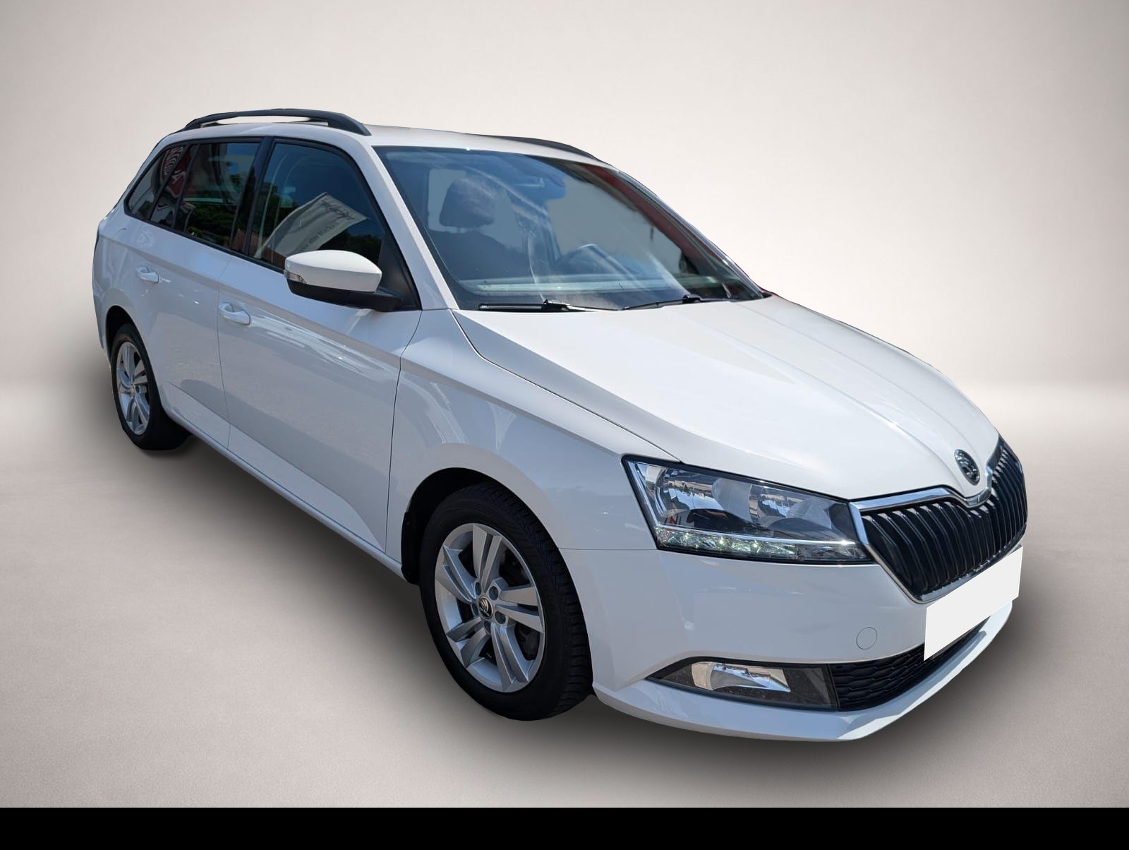 Bild 2 Skoda Fabia 1.0 TSI Combi DSG App SHZ PDC Kessy
