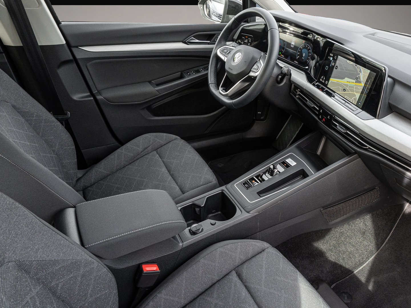 Bild 6 Volkswagen Golf 1.0 eTSI DSG Life