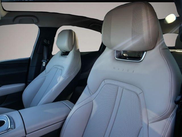 Bild 5 Mazda 6e EV 245PS Long Range 1AT RWD Takumi NAVI HUD S