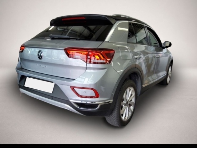 Fotografie 2 des Volkswagen T-Roc 1.5 TSI DSG Style AHK/ACC/Einparkhi