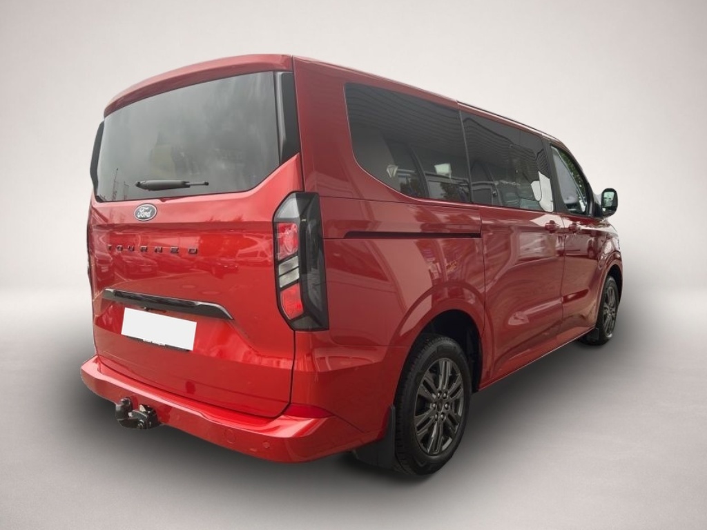 Fotografie 2 des Ford Tourneo Custom 320 L1H1 VA Autm. Titanium