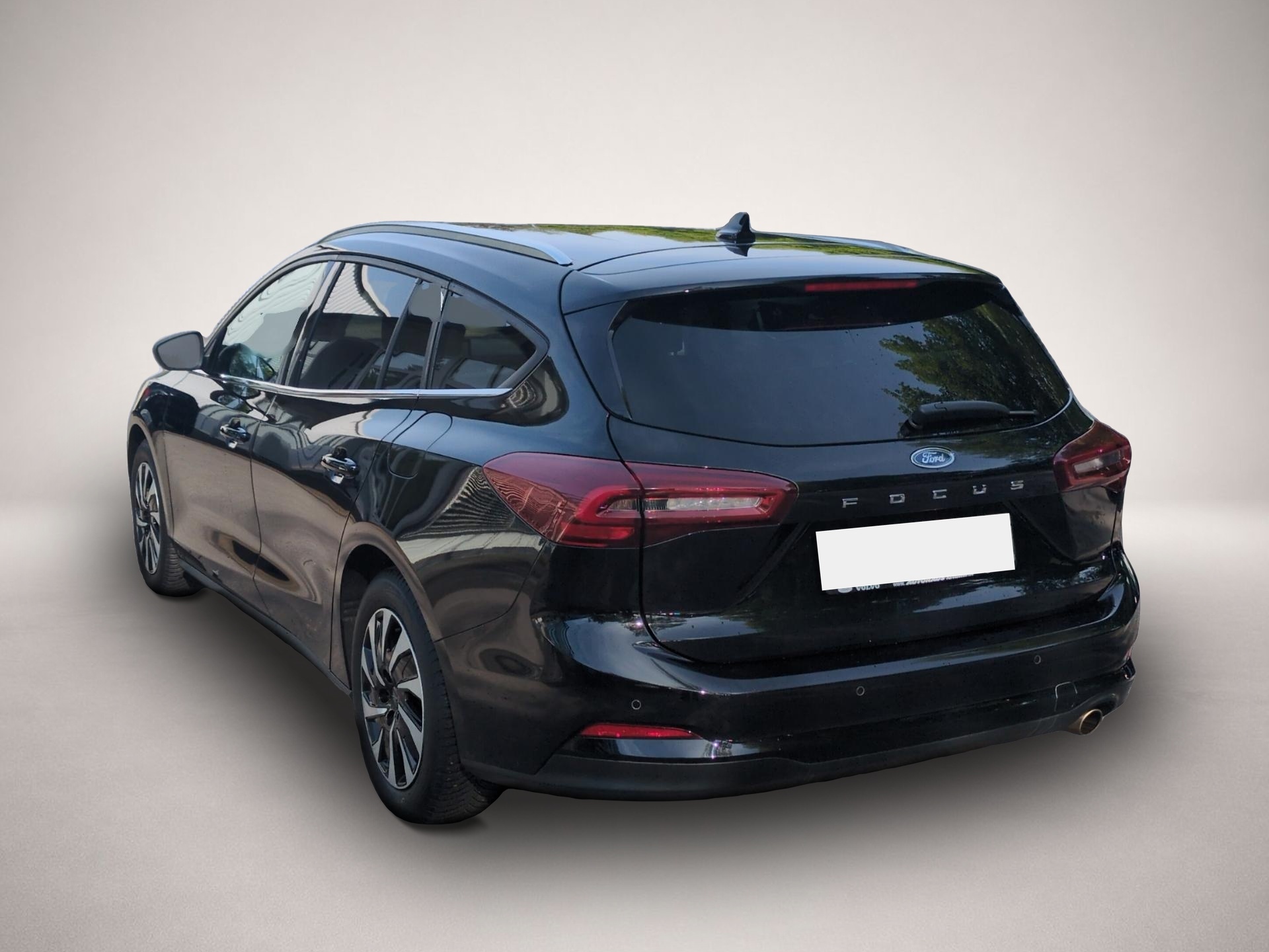 Fotografie 2 des Ford Focus Turnier 1.0 EcoBoost Titanium Bluetooth Na