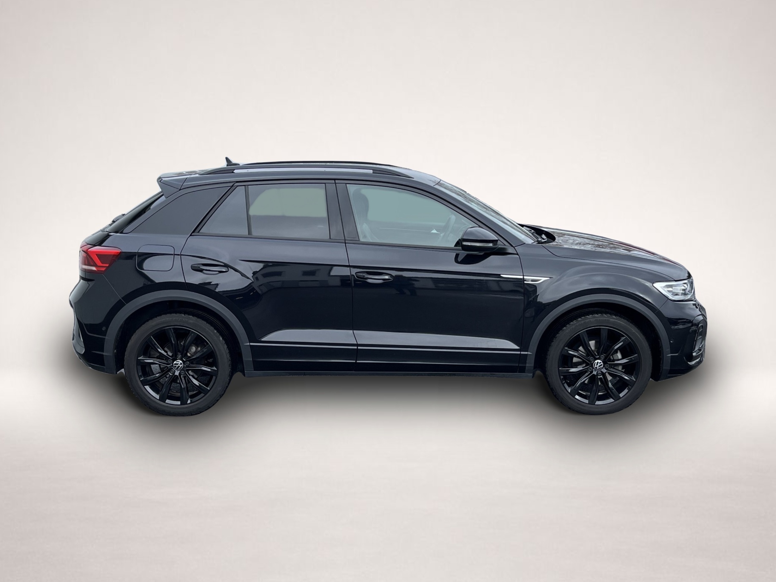 Bild 4 Volkswagen T-Roc 1.5 TSI R-Line Blackstyle STHZ Navi Travel