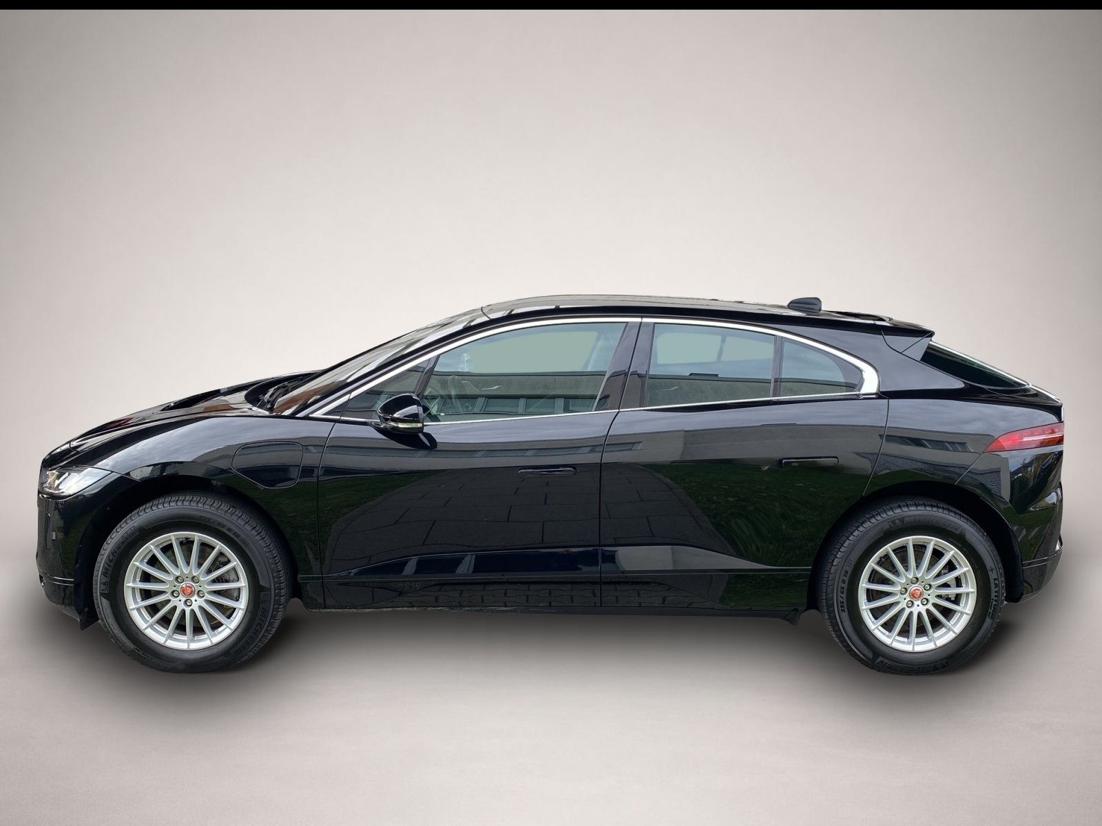 Bild 2 Jaguar I-PACE EV400 S ACC*LED*Navi*StHzg*WiPa*AWD
