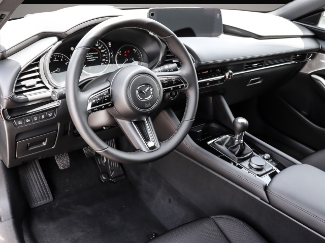 Bild 3 Mazda 3 Exclusive-Line 2.0L e-SKYACTIV X 186ps 6MT FWD