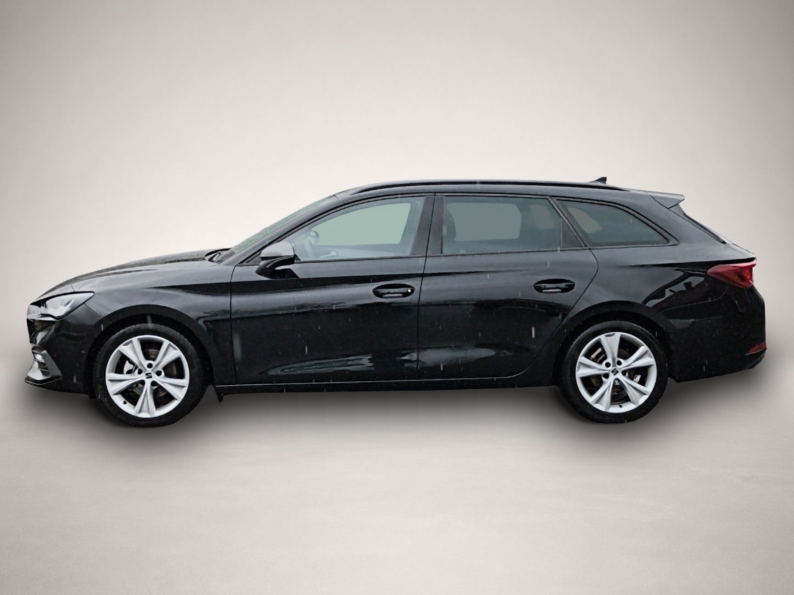 Fotografie 4 des Seat Leon Sportstourer 1.5 eTSI DSG FR RFK ACC PDC KE