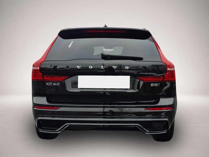 Fotografie 2 des Volvo XC60 B5 B AWD Plus Dark Business*Pano