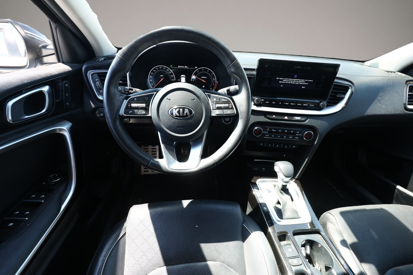 Bild 6 Kia Xceed 1.6 T-GDI 204 DCT Platinum Pano LED Nav